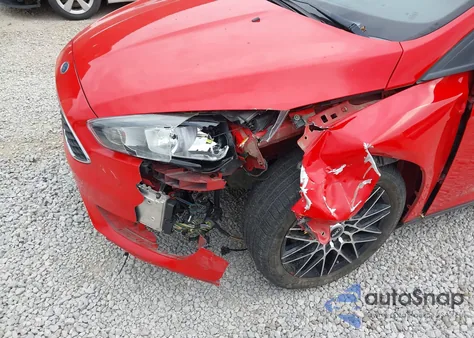 2015 Ford Focus Se из США, поврежденный, VIN 1FADP3K23FL340186